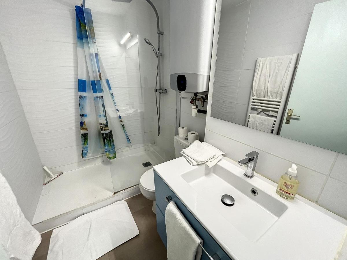 Studio With Beautiful Sea View And Direct Beach Access Cannes Exterior photo